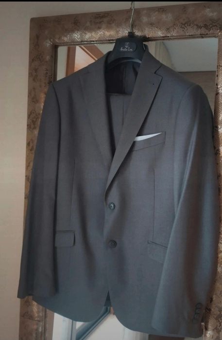 Fato cinza Suits Inc