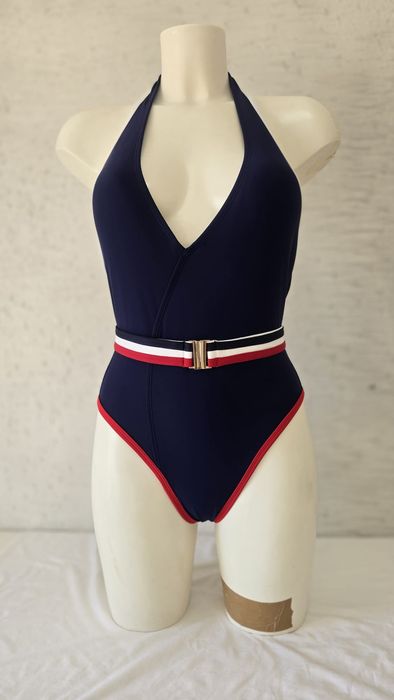 Produção de bikini para marcas