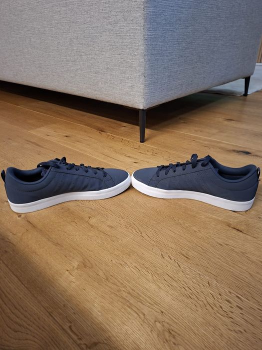 Sapatilhas Adidas azuis