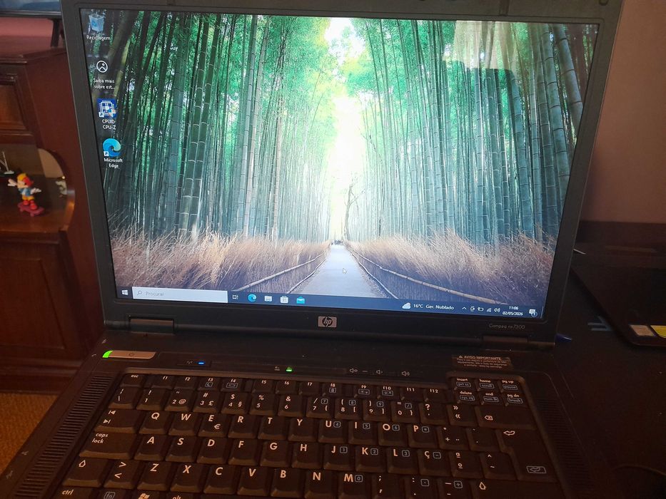 portatil hp compaq nx7800 em excelente estado.