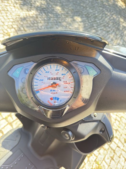 Scooter 125cc - 9500km