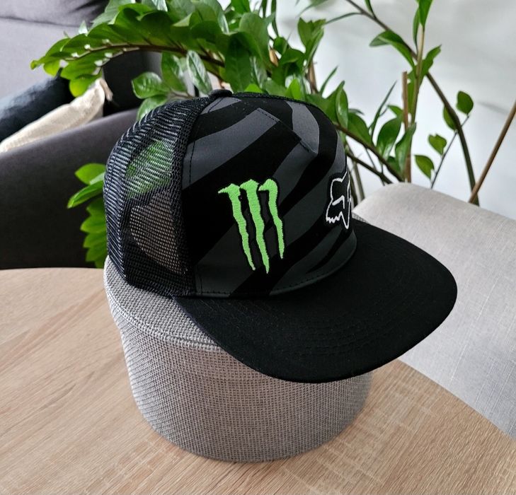 Czapka z daszkiem snapback FOX Monster.  Czapka z prostym daszkiem FOX Monster