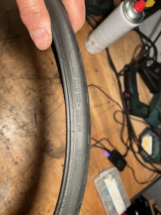 Pneus bicicleta estrda 25mm 622/700