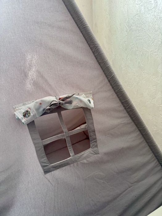 Дитячий вігвам палатка, космос, планети