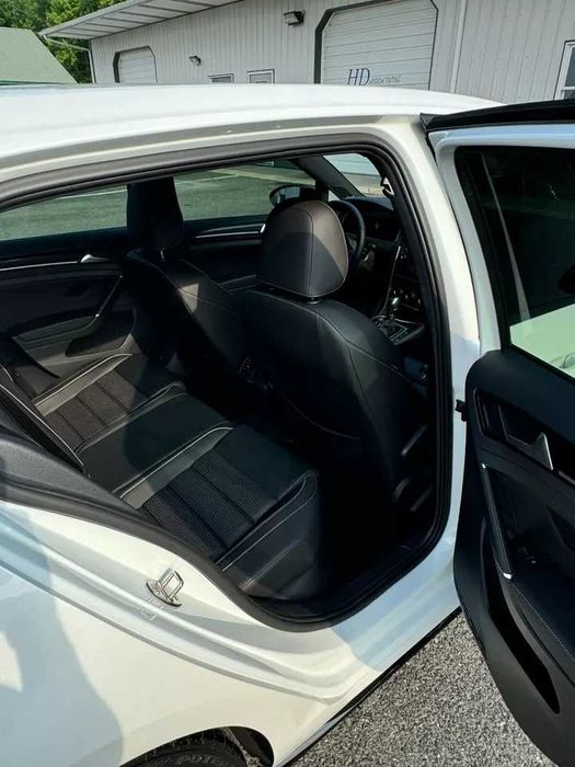 2019 Volkswagen Golf R
