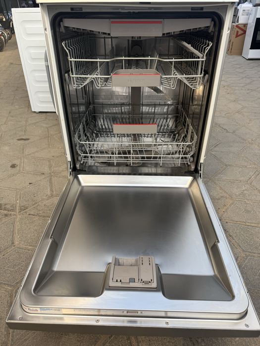 Посудомийна машина Bosch SL6PW1B