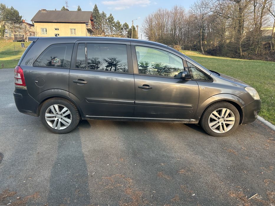 Opel Zafira 2010 1.6+LPG do31r 7osob alusy okazja