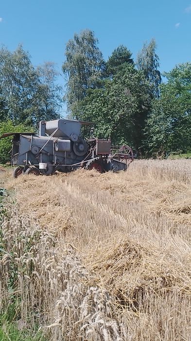 Комбайн Claas Columbus