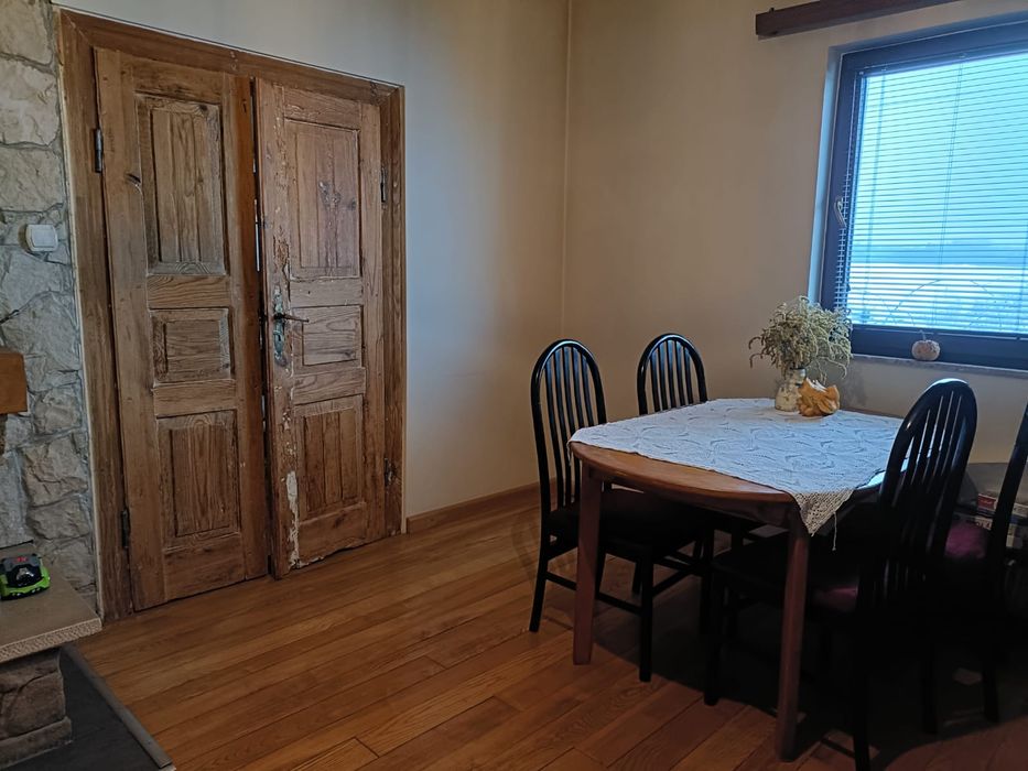 Sielski domek na wsi