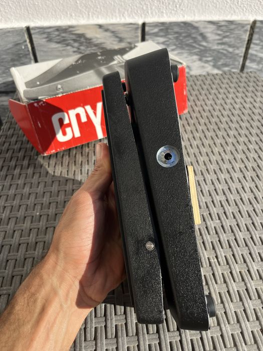 Dunlop Crybaby GCB95 - pedal de wah icónico