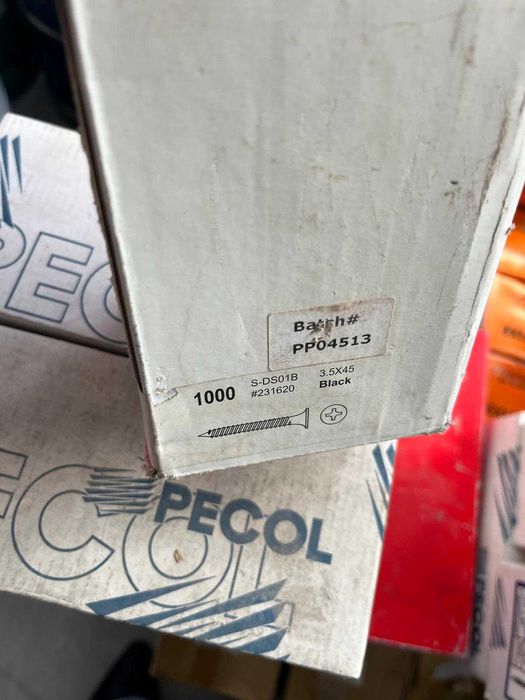 Parafusos de ponta afiada para gesso cartonado S-DS 01 B