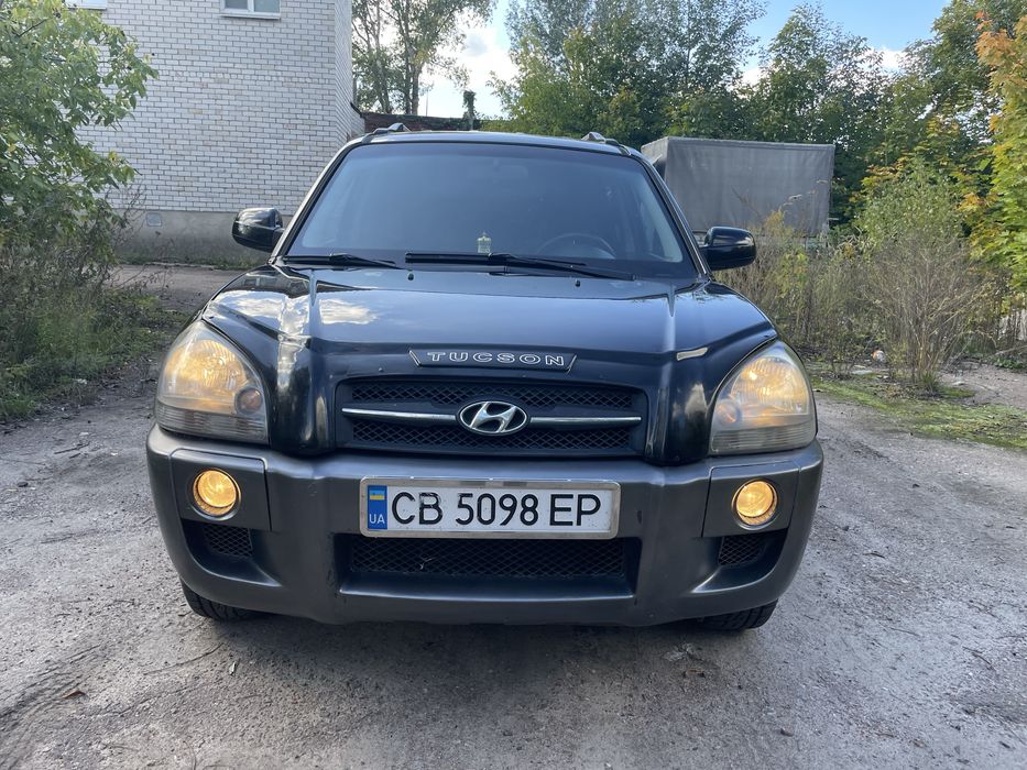 Hyundai Tucson продам 2.0 дизель 6 ст кпп в гарному стані