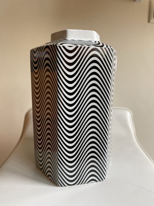 Decorative Vase64584563793537121