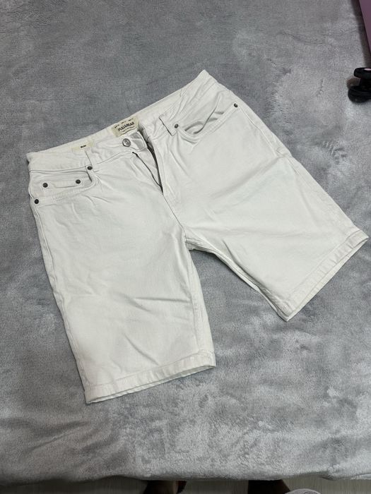 Джинсовые шорты Pull and Bear M