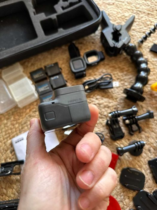 GoPro HERO 5 + Bolsa + Acessórios