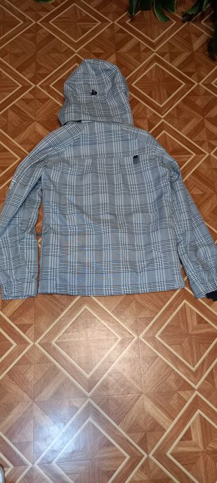 Куртка мембранна жіноча BELOW ZERO (Швейцарія) р. S ,M супер стан