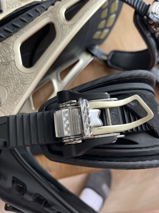 Кріплення для сноуборда