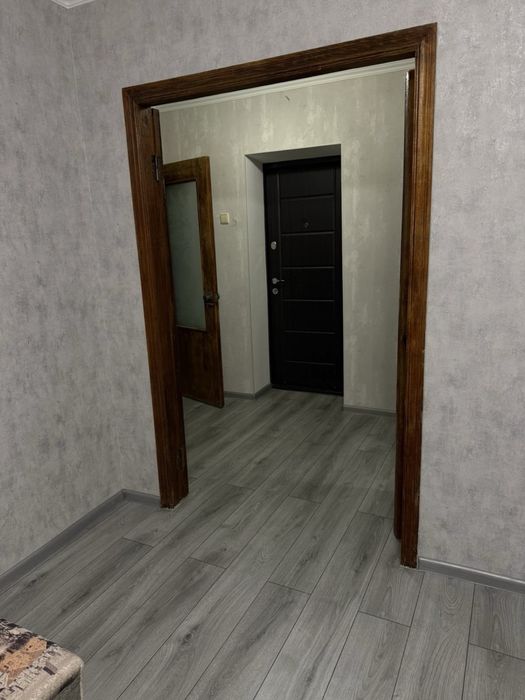 Сдам большую 1 комнатную квартиру Ген.Петрова/Радостная