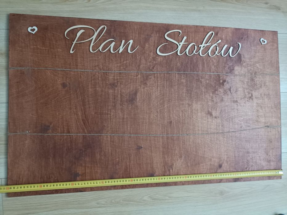 Duży plan stołów