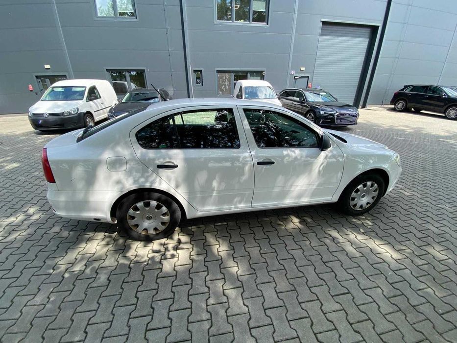 Skoda Octavia 1,6 biała