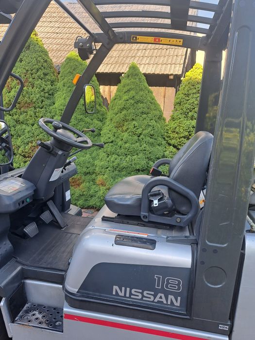 Wózek widłowy Nissan FORKLIFT