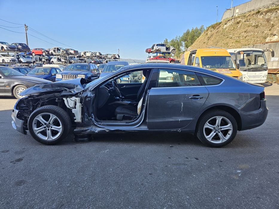 Audi A5 Sporback 2.0 TDi de 2012 para peças