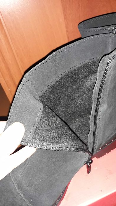 Замшеві черевики