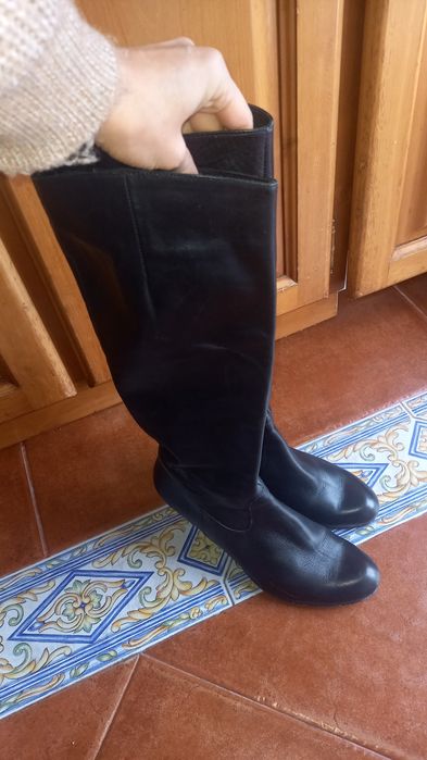 2 pares de botas