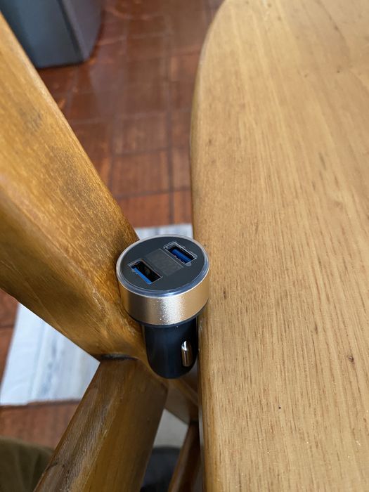 Carregador USB para isqueiro