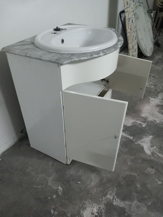 Movel-lavatório wc e bidé completo.