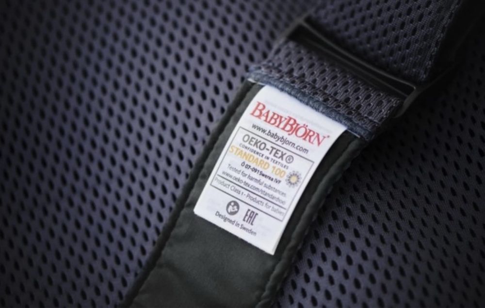 Nosidełko BabyBjorn Mini 3D Mesh granatowe