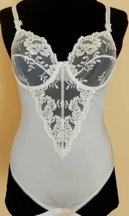 Body 75B/70C modelujace z koronką haftowaną,M&S