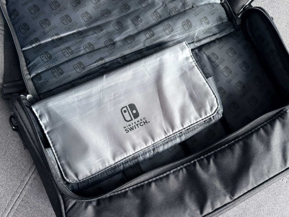 PowerA - torba na konsolę Nintendo Switch ze stacją i kablami