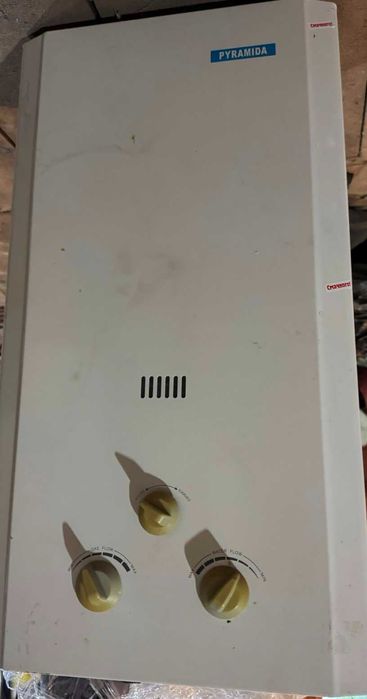 Продам! срочно Газова колонка Pyramida JSD20-10 (або WX) , газовий водонагрівач Піраміда (робоча)
