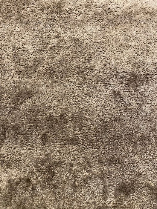 Tapete da marca Area (100% viscose)