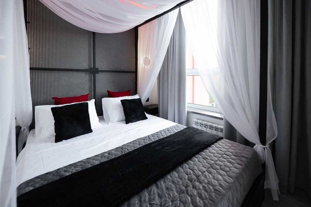 #1211 Квартира подобово/помісячно. Просп. Набережно-Рибальський 27