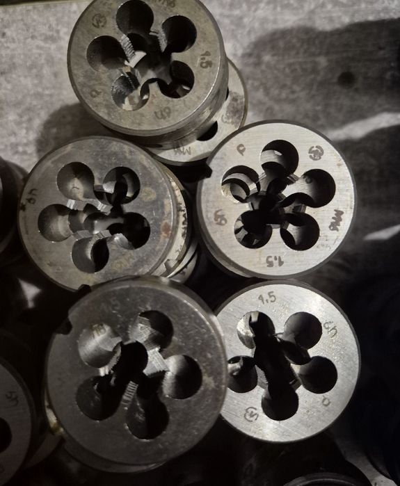 Плашка лерка набор ссср автомобилиста или токаря