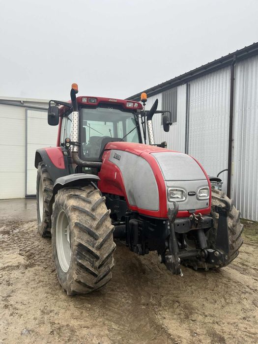 Ciągnik Valtra T130