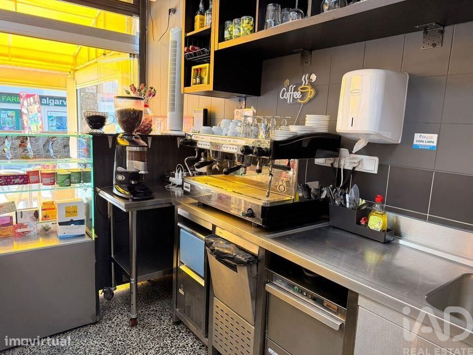 Café / snack-bar em Quarteira de 145,00 m2