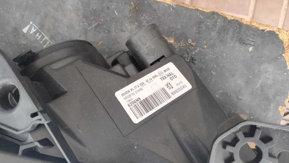 3 Faróis Peugeot 307, 3008, Citroen Berlingo B9,