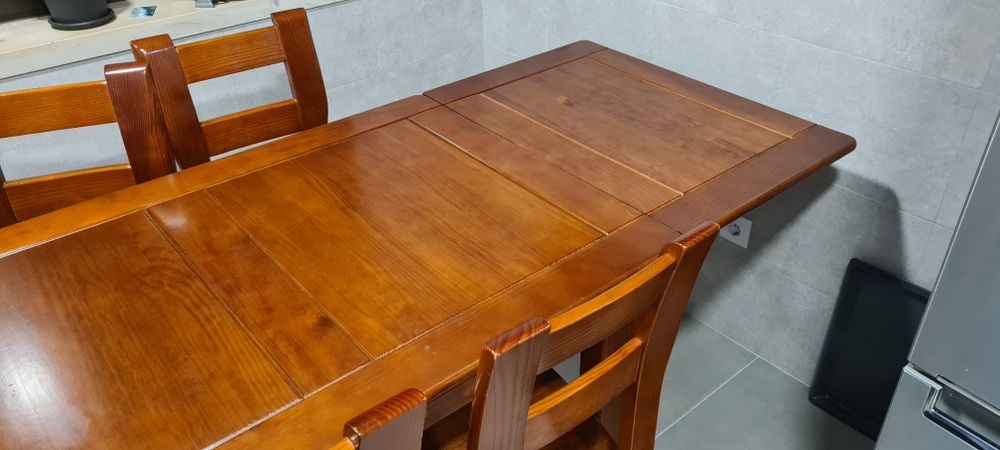 Mesa de cozinha extensível