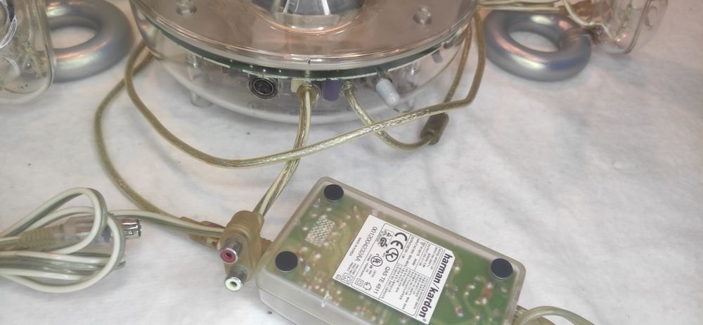 Harman Kardon SoundSticks I 2000року