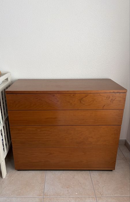 Mobilia quarto cama+comoda+mesas cabeceira