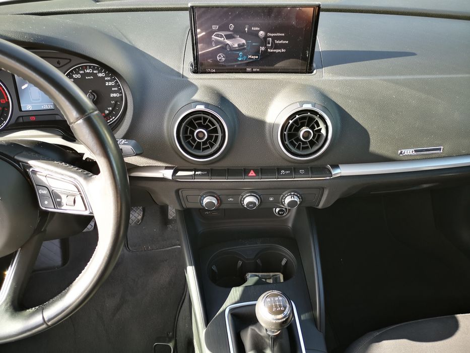 Audi A3  2019 # Sportback 30TDI branco poucos quilómetros