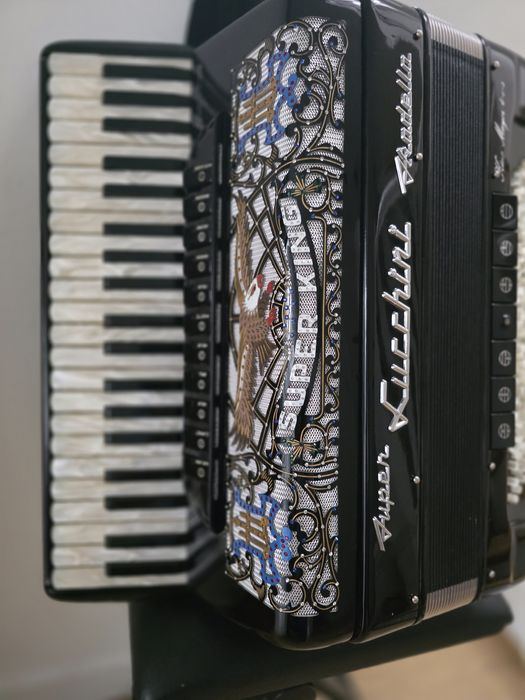 Sprzedam akordeon lucchini musette Super king