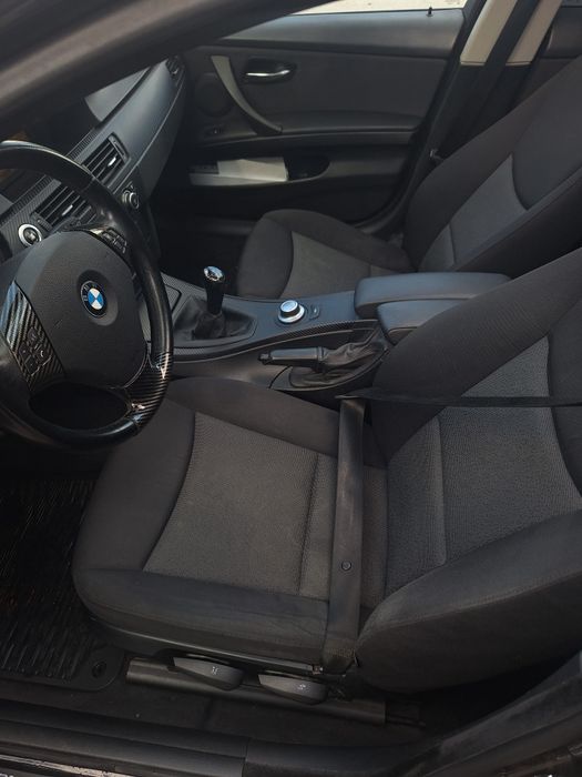 BMW e90 320i ***