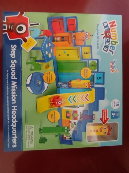 Штабквартира Numberblocks Super Secret Step Squad Headquarters