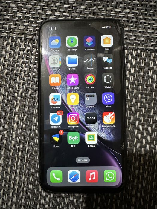 Iphone xr  64gb