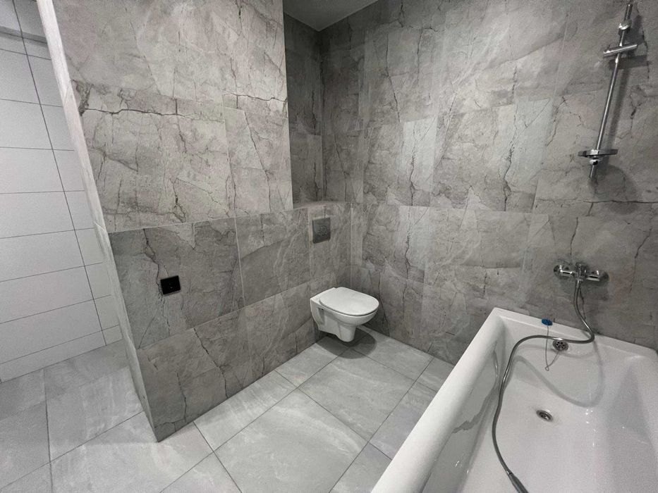 Продам комерційне приміщення на 12 кварталі