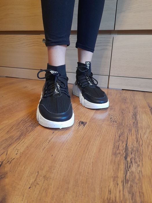 Czarne Sneakersy - rozmiar 40